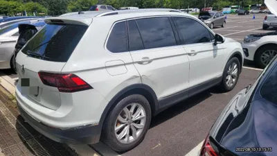 2018 Volkswagen Tiguan VIN: