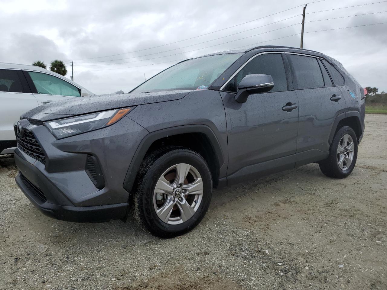 2022 TOYOTA RAV4 XLE VIN:2T3P1RFV2NC311081