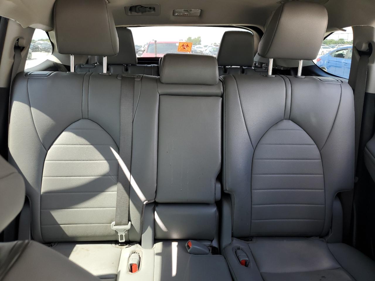 2022 TOYOTA HIGHLANDER XLE VIN:5TDGZRBH8NS194597