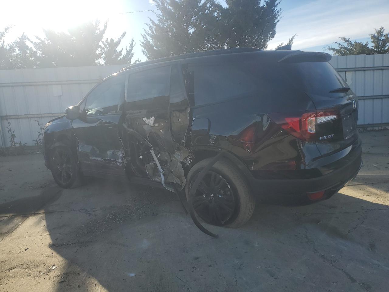 2022 HONDA PILOT BLACK VIN:5FNYF6H76NB000213