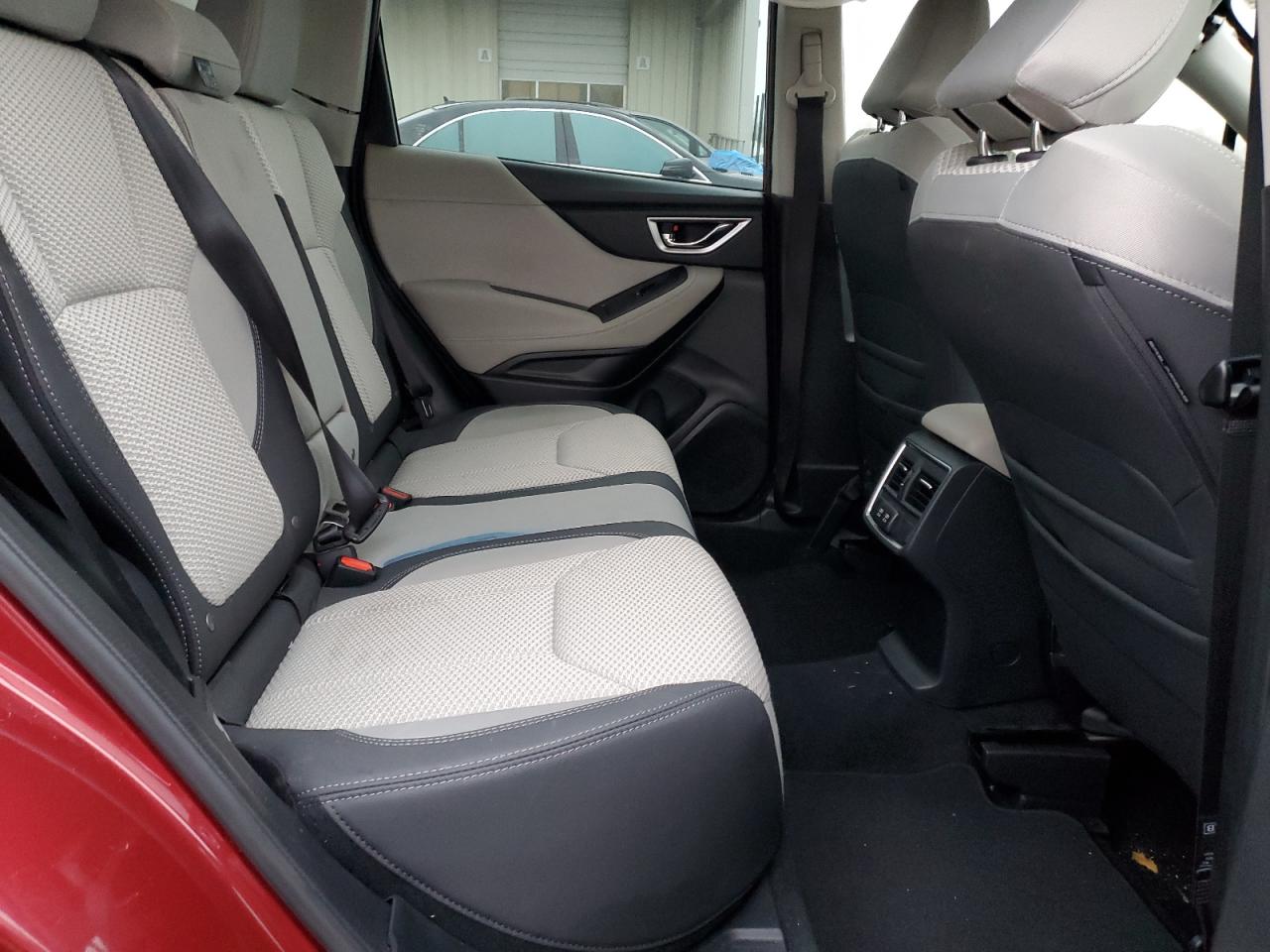 2024 SUBARU FORESTER PREMIUM VIN:JF2SKADC9RH403584