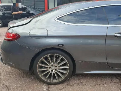 2016 Mercedes-Benz C 200 VIN: