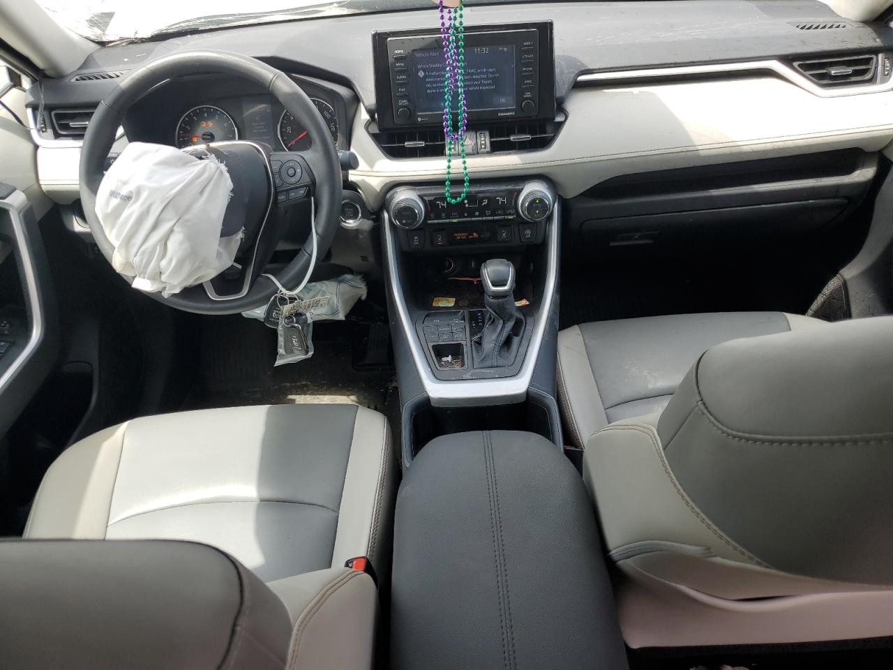 2022 TOYOTA RAV4 XLE PREMIUM VIN:2T3A1RFV2NW261979