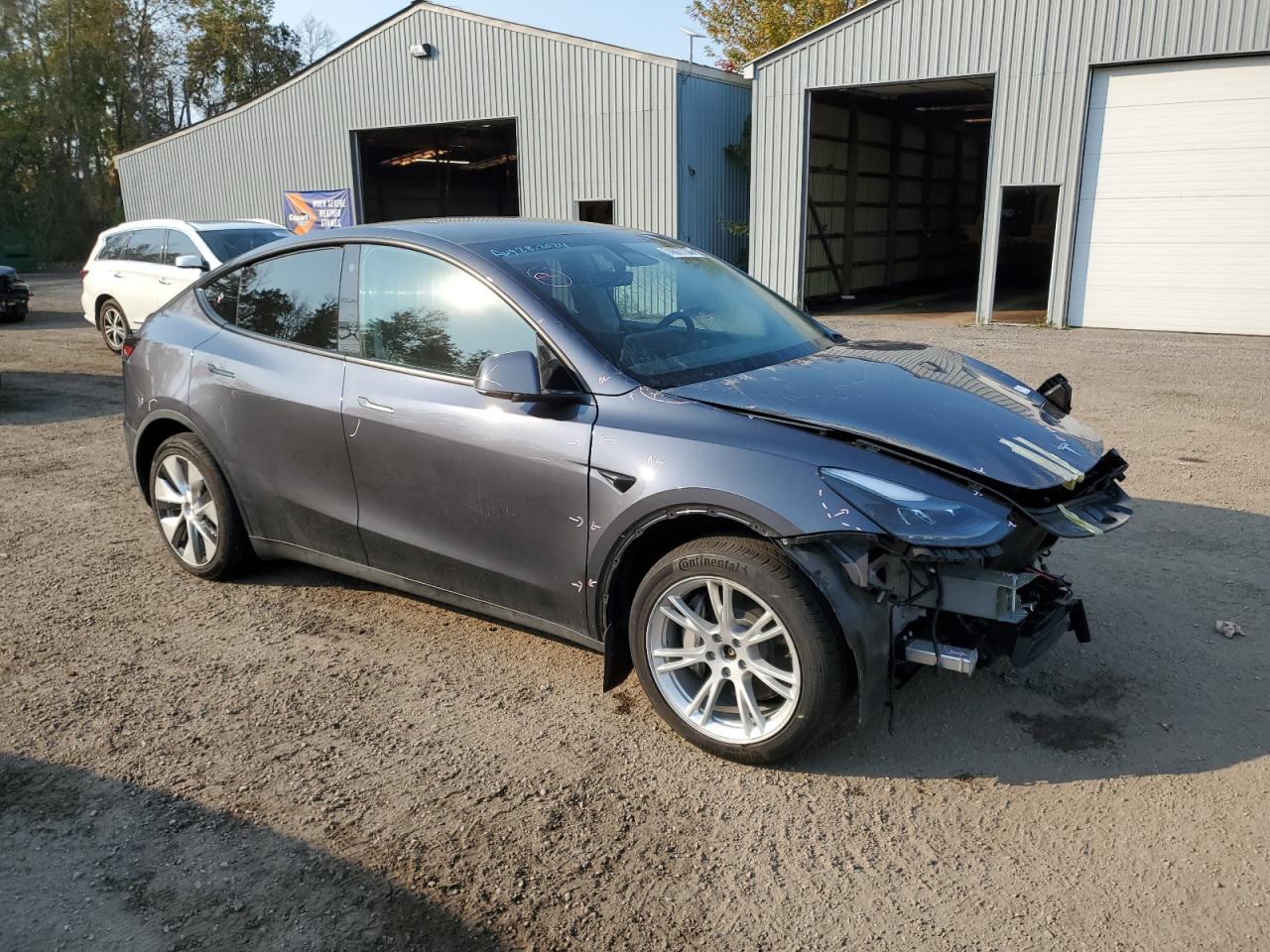 2023 TESLA MODEL Y  VIN:7SAYGDEEXPF774071