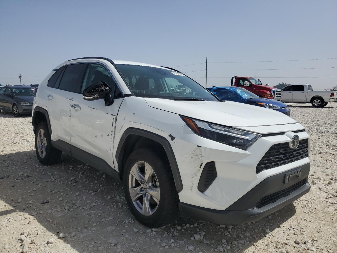 2022 TOYOTA RAV4 XLE VIN:2T3W1RFV2NW205353