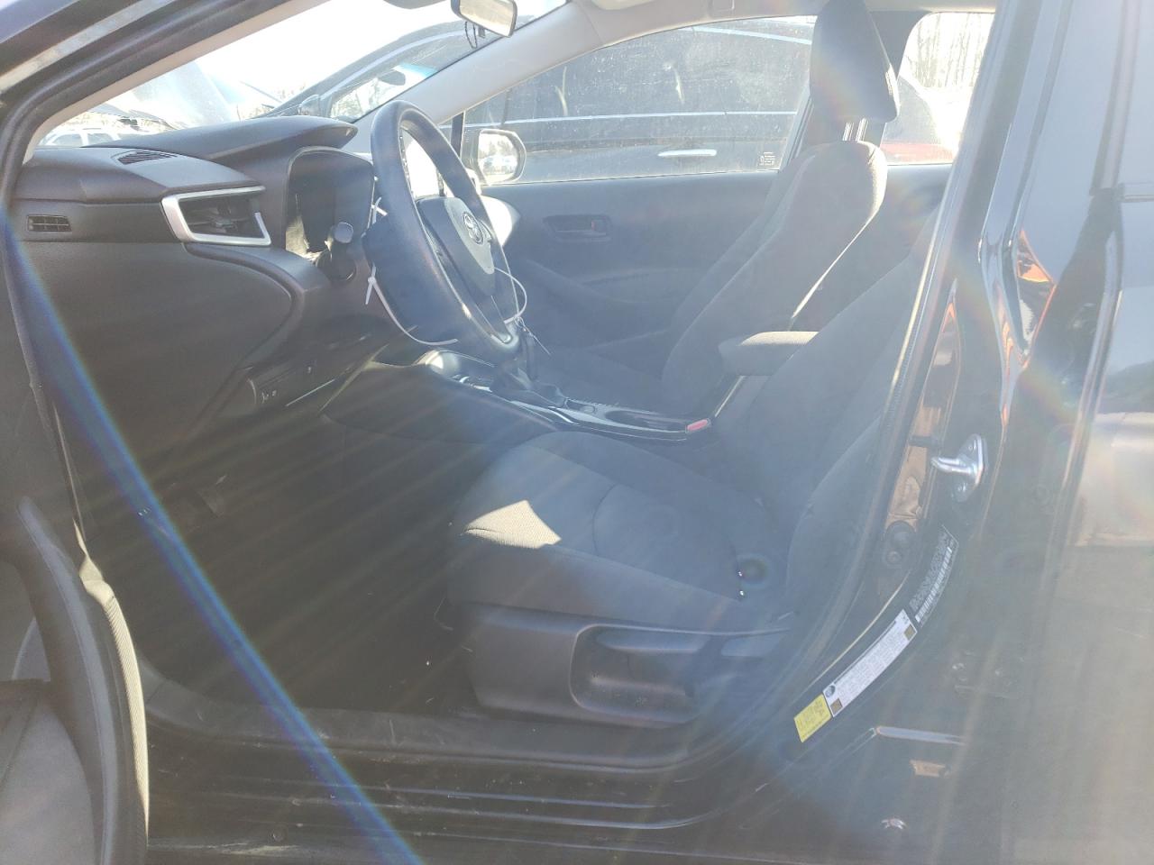 2022 TOYOTA COROLLA LE VIN:JTDEAMDE7NJ043753