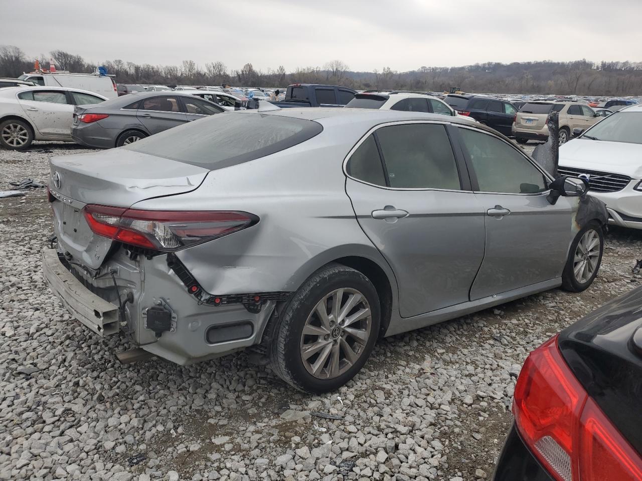 2022 TOYOTA CAMRY LE VIN:4T1R11AK3NU058741