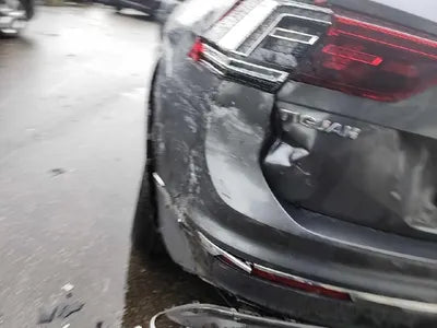 2020 Volkswagen Tiguan VIN: