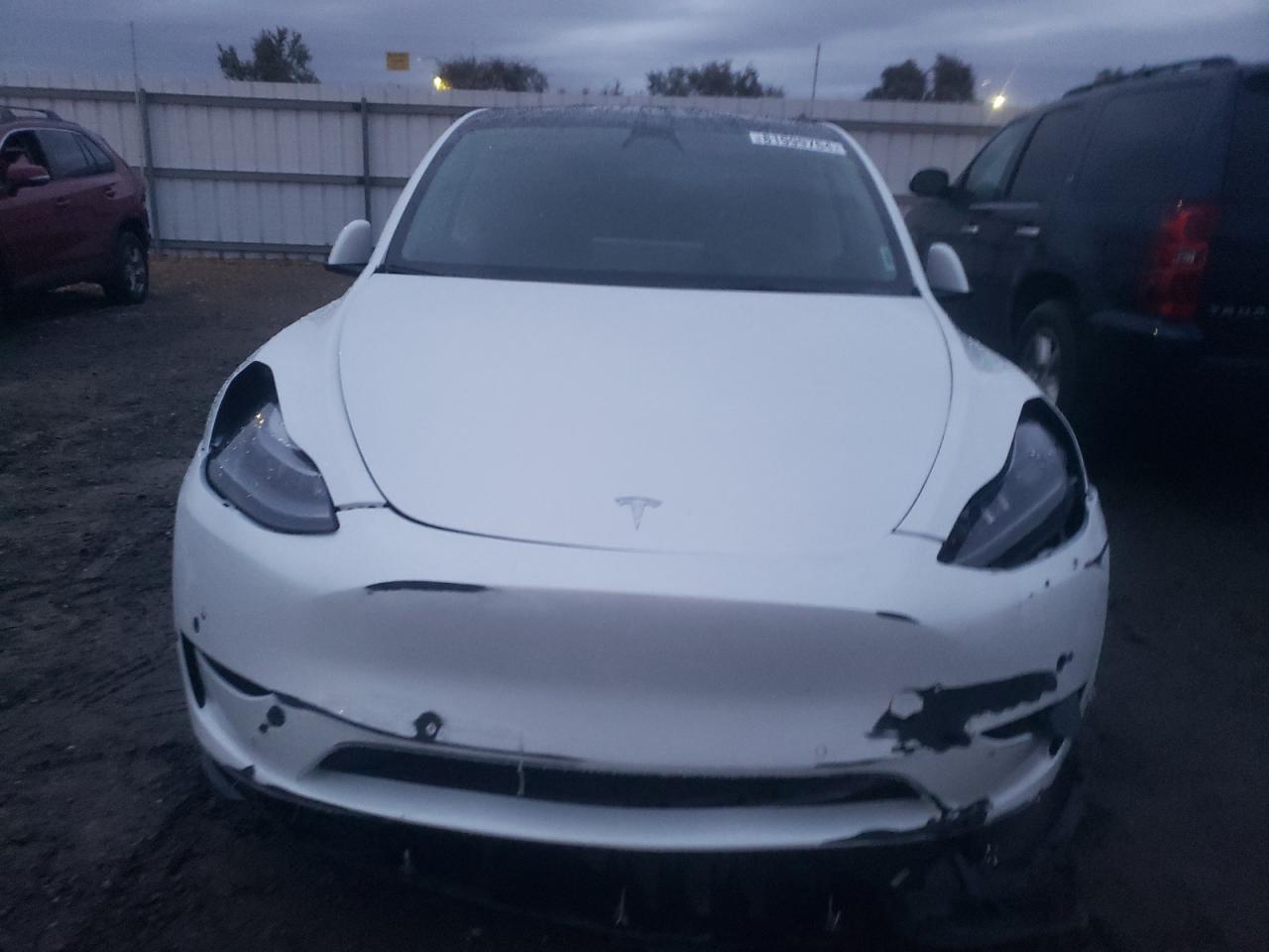2022 TESLA MODEL Y  VIN:7SAYGDEF2NF406490