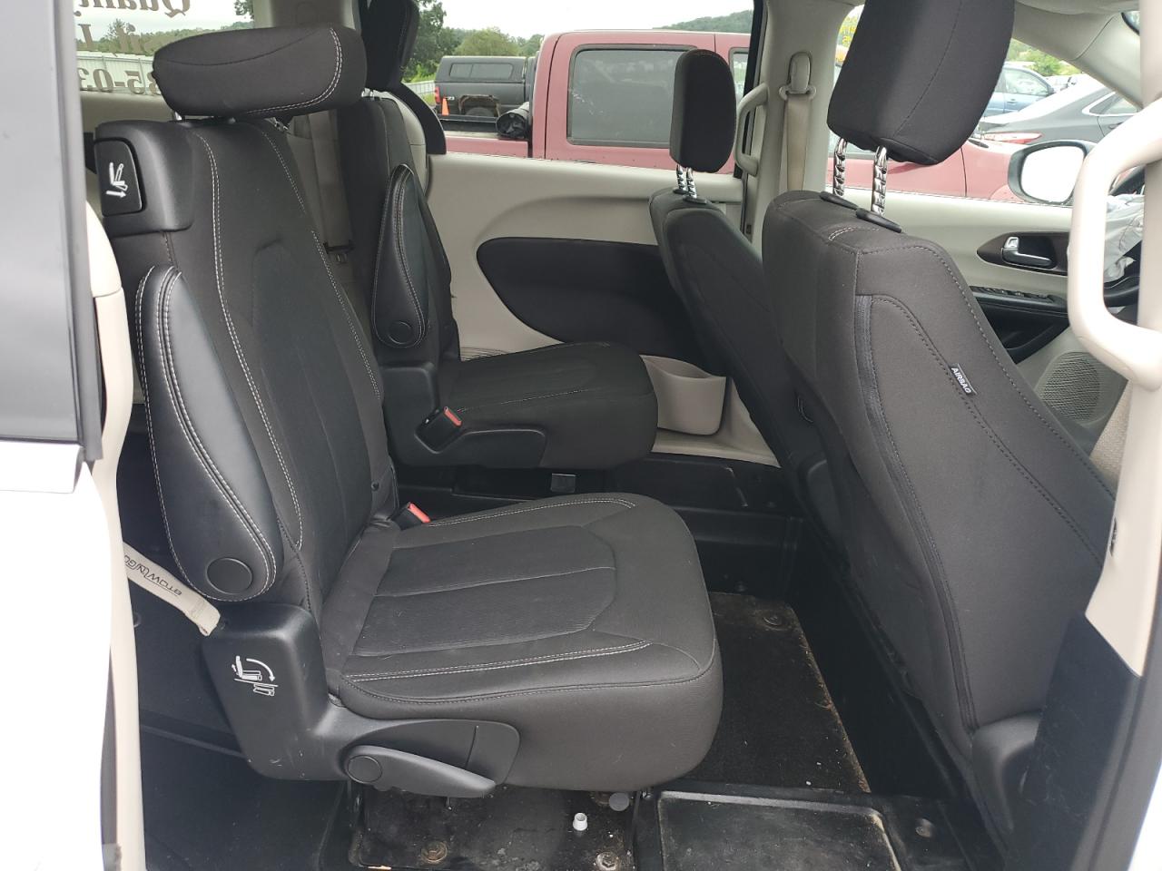 2022 CHRYSLER VOYAGER LX VIN:2C4RC1CG0NR212195