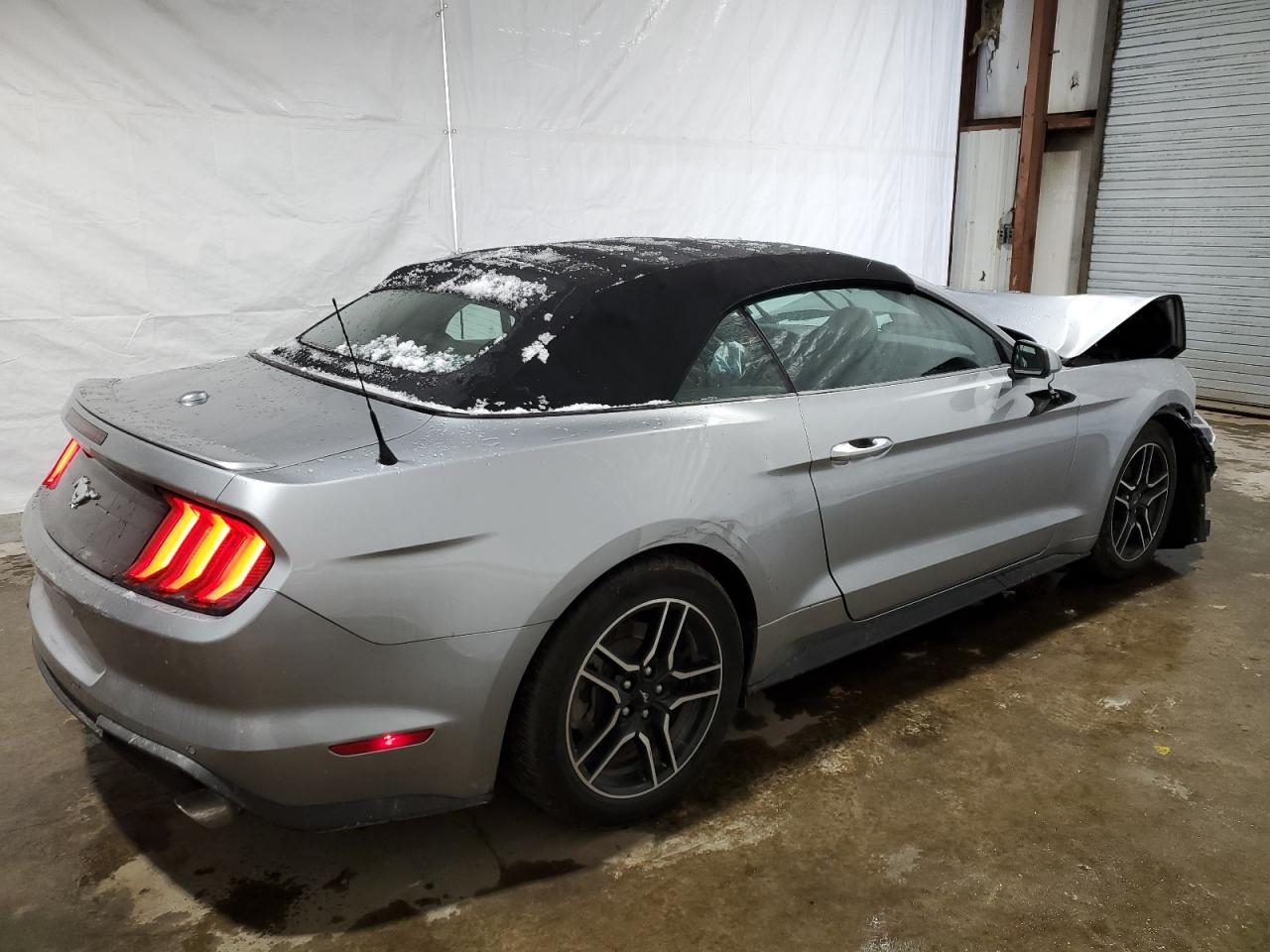 2022 FORD MUSTANG  VIN:1FATP8UH9N5115476