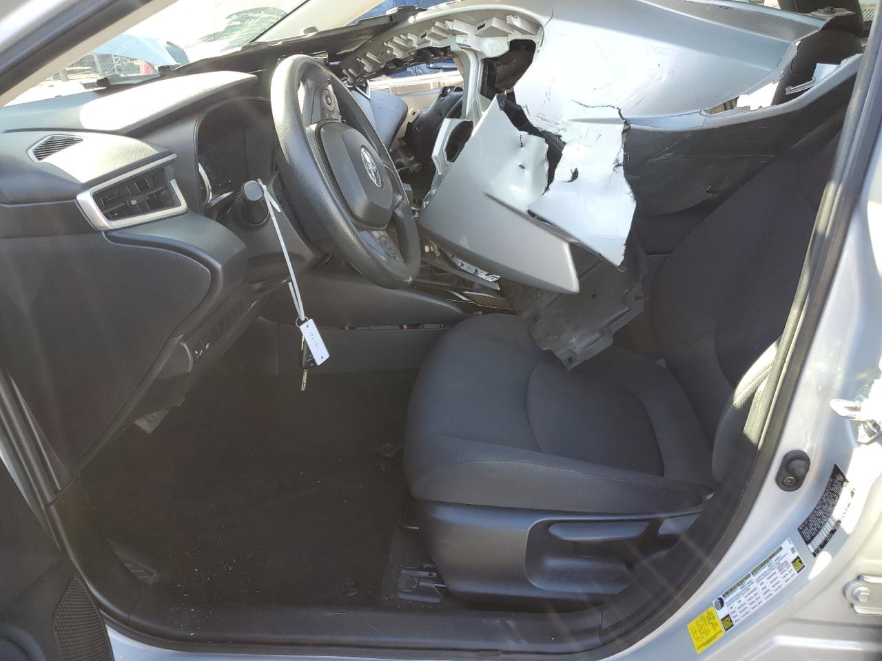 2022 TOYOTA COROLLA LE VIN:5YFEPMAE0NP305739