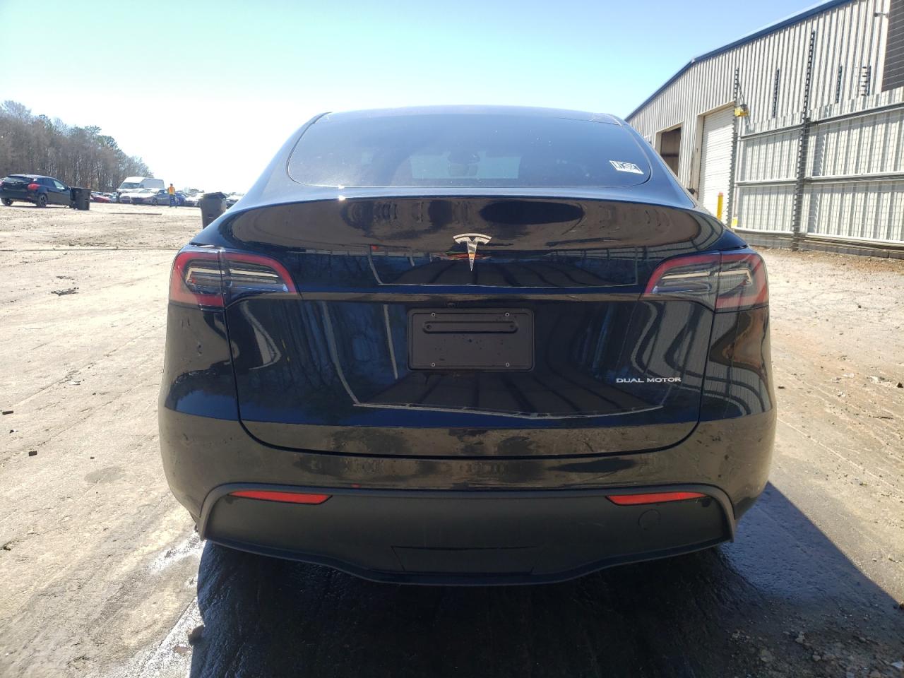 2023 TESLA MODEL Y  VIN:7SAYGDEE4PA172800