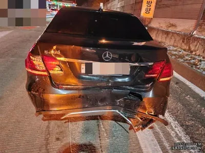 2015 Mercedes-Benz E 200 VIN: