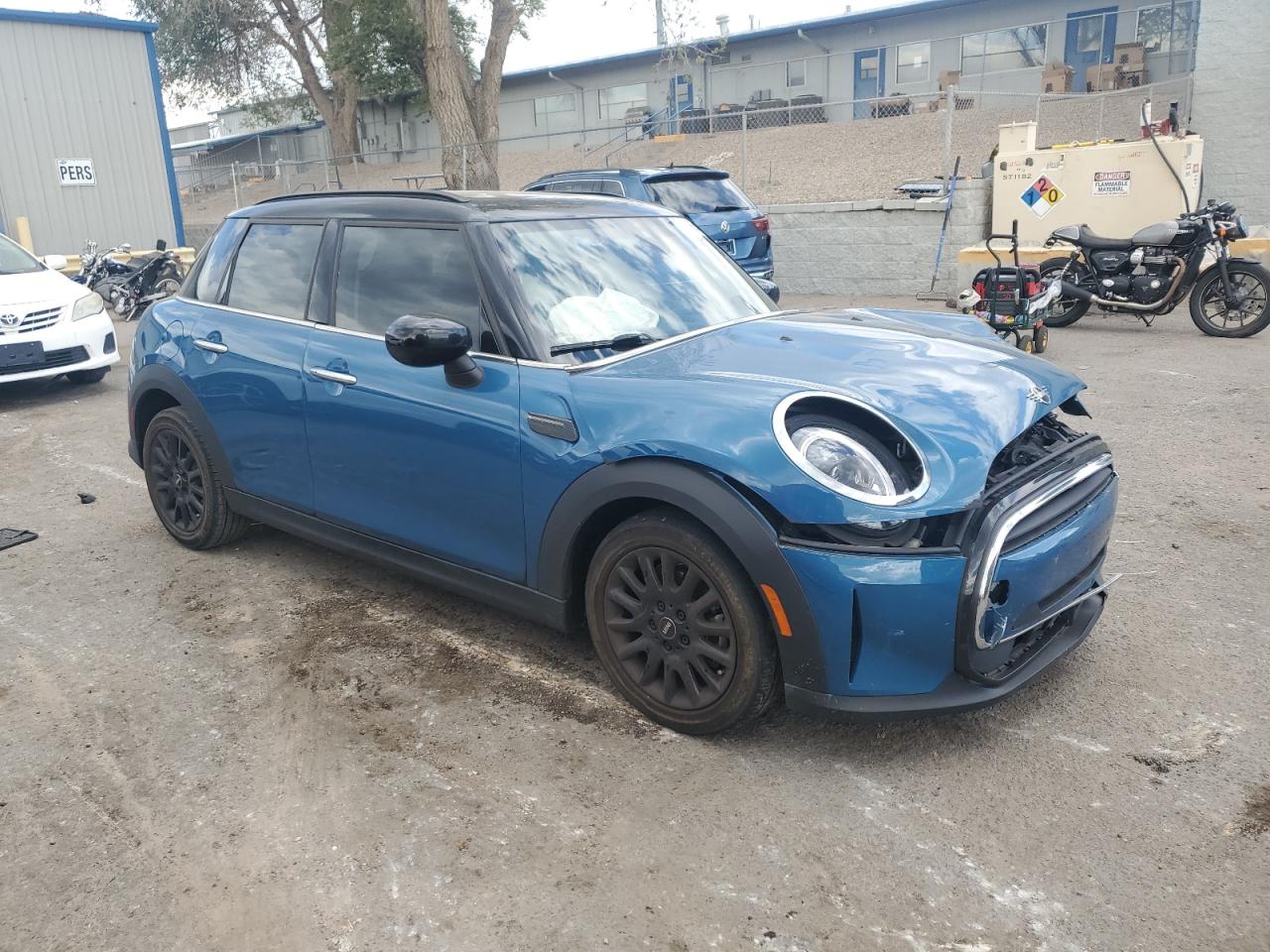 2023 MINI COOPER  VIN:WMW33DK03P2S76113