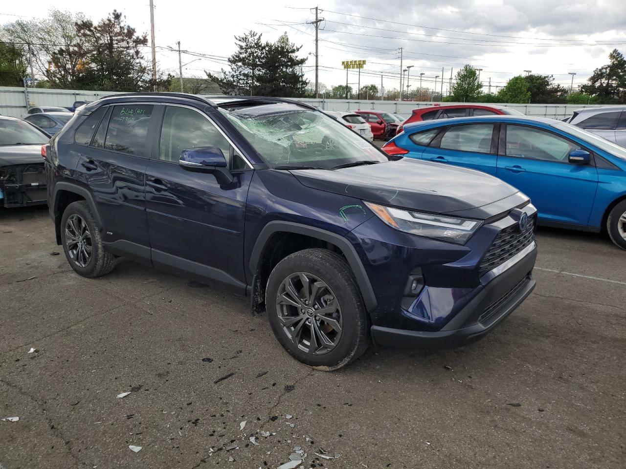 2022 TOYOTA RAV4 XLE PREMIUM VIN:JTMB6RFV2ND066919
