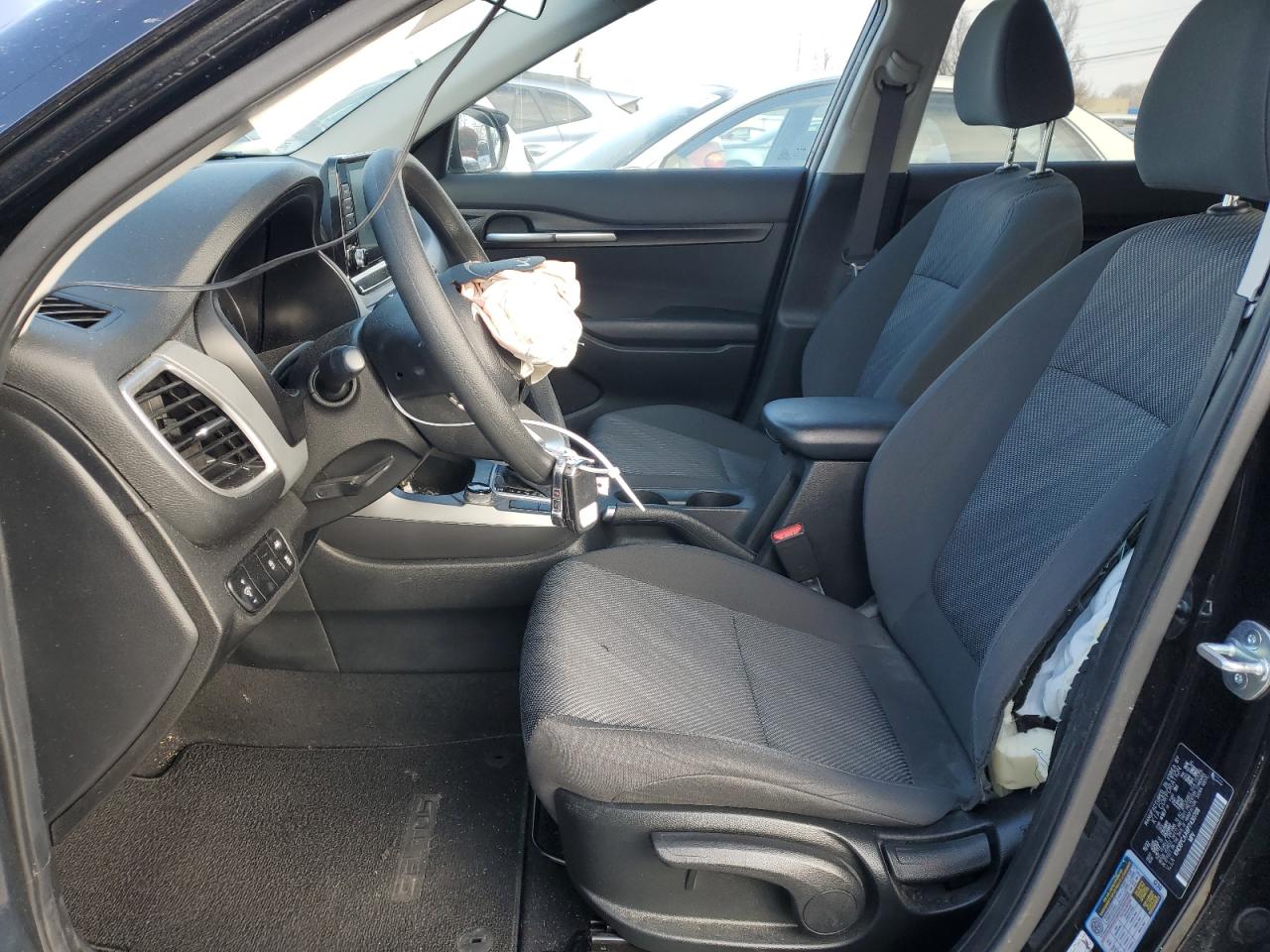 2023 KIA SELTOS LX VIN:KNDEPCAA6P7430708