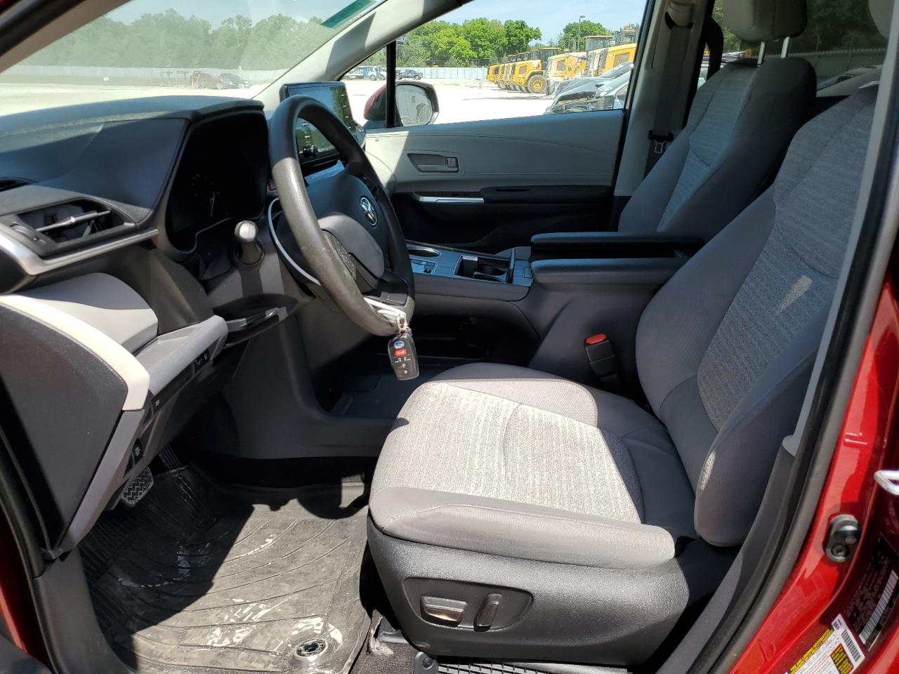 2022 TOYOTA SIENNA LE VIN:5TDKRKEC3NS077785