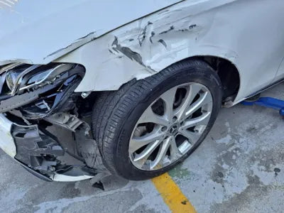 2019 Mercedes-Benz E 220 WDDZF0FB2KA533680 VIN:WDDZF0FB2KA533680