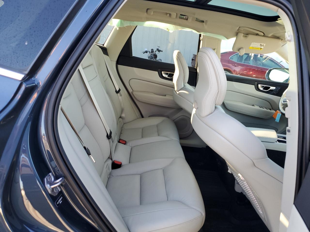 2022 VOLVO XC60 B5 MOMENTUM VIN:YV4L12RK8N1904414