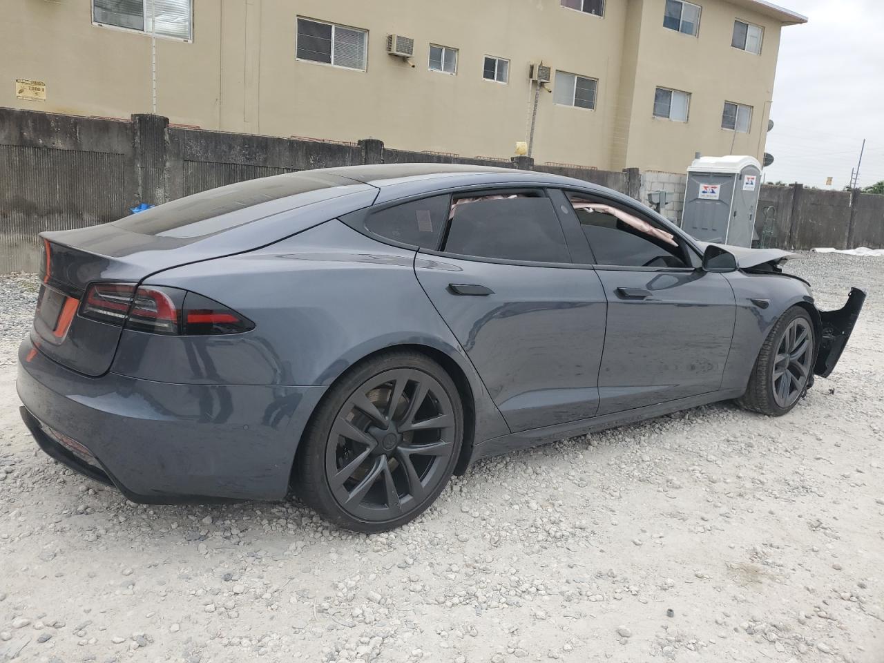 2022 TESLA MODEL S  VIN:5YJSA1E51NF493275
