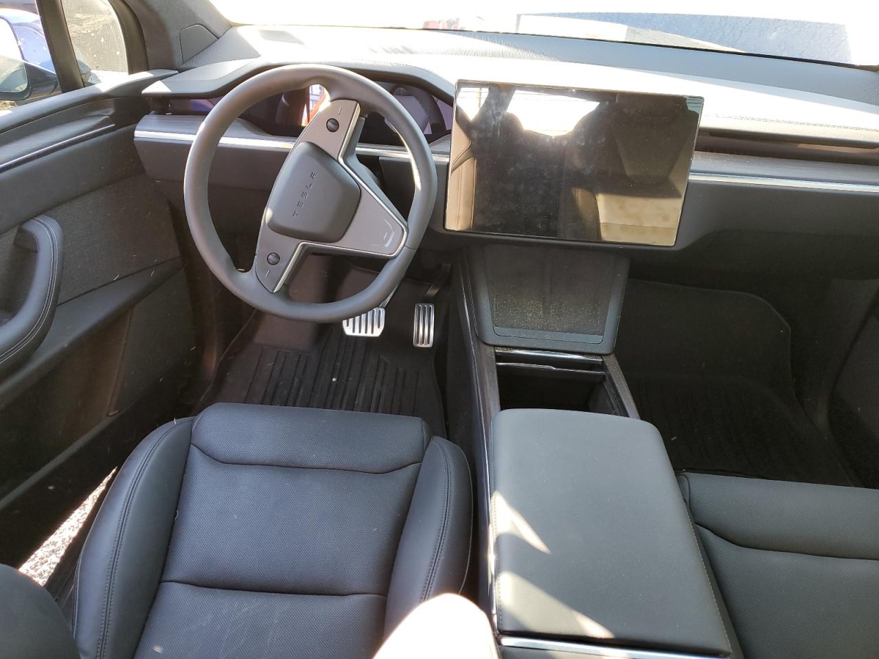 2023 TESLA MODEL X  VIN:7SAXCAE54PF422139