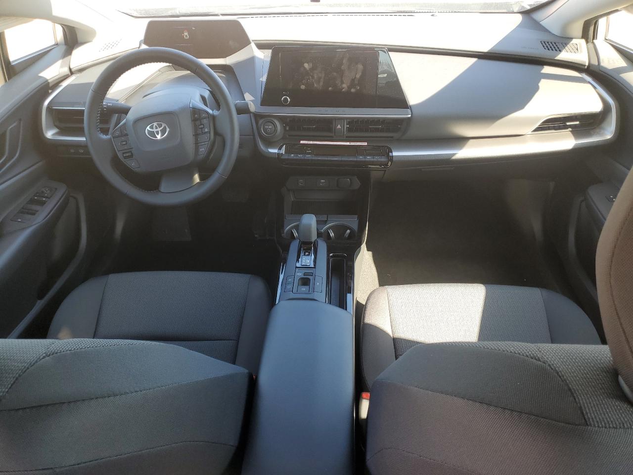 2024 TOYOTA PRIUS LE VIN:JTDACAAU2R3043494