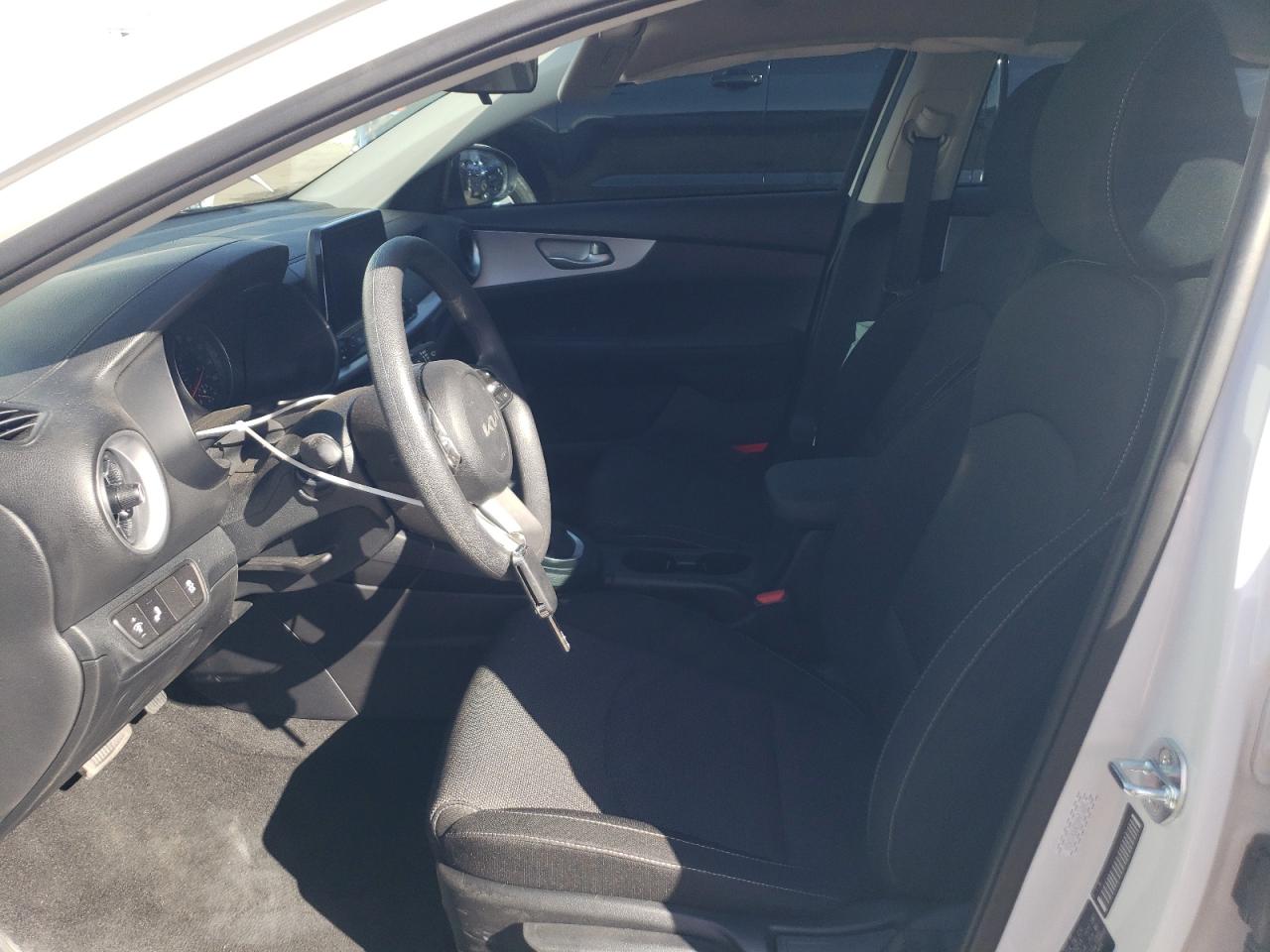 2024 KIA FORTE LX VIN:3KPF24AD3RE810420