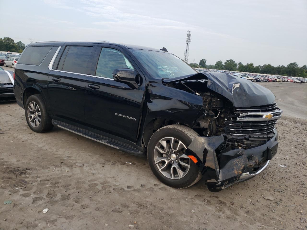 2022 CHEVROLET SUBURBAN K1500 LT VIN:1GNSKCKD0NR358486