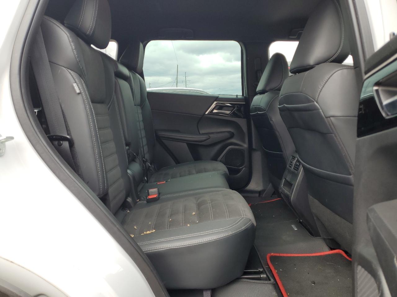 2023 MITSUBISHI OUTLANDER SE VIN:JA4J4UA88PZ032845