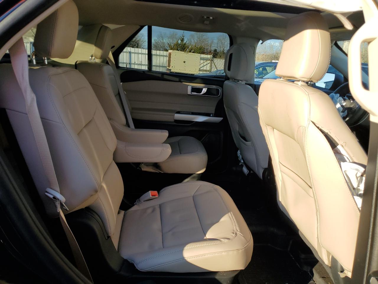 2023 FORD EXPLORER XLT VIN:1FMSK8DH2PGC26586