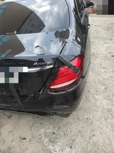 2017 Mercedes-Benz E 300 VIN: