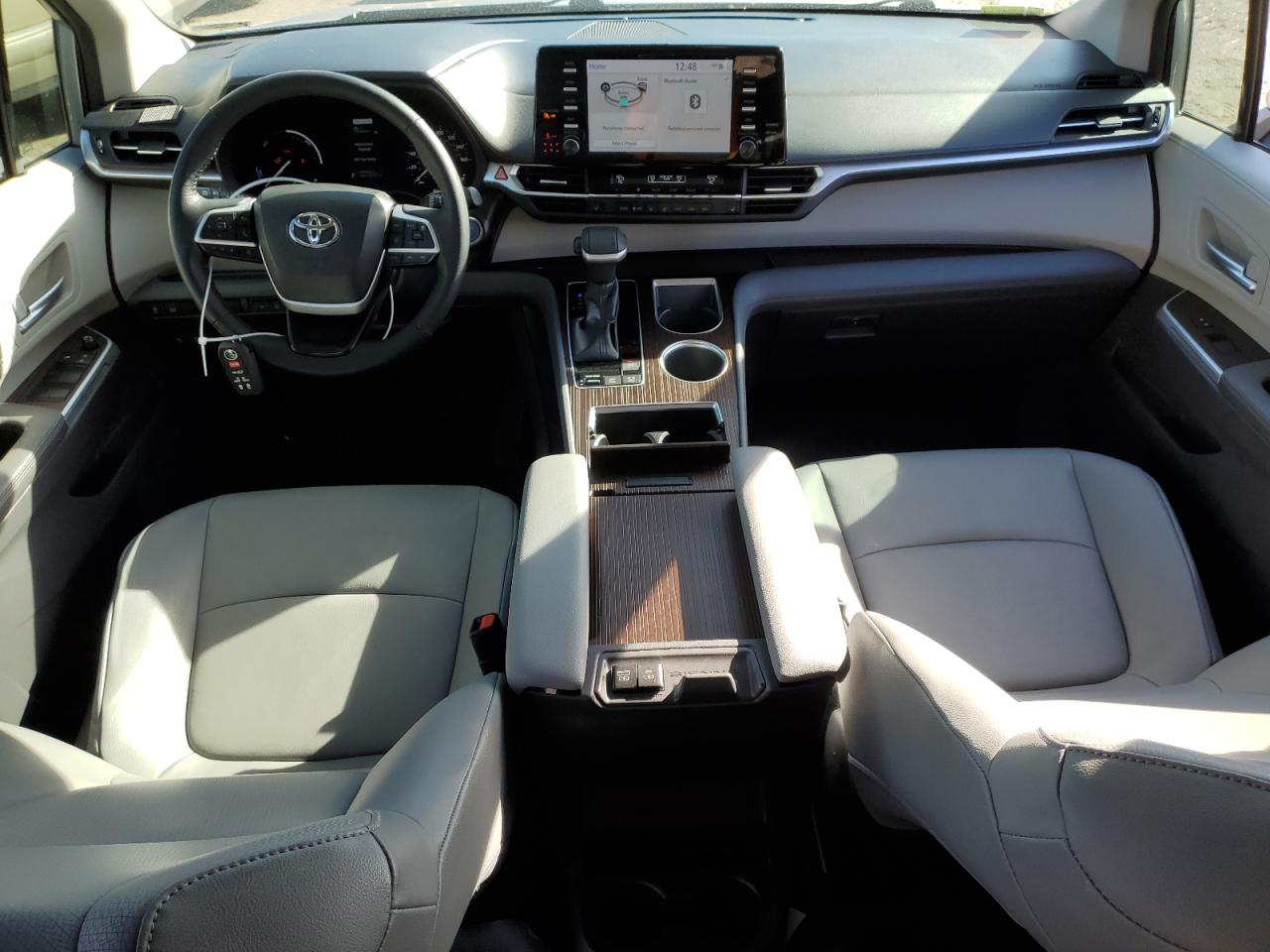 2022 TOYOTA SIENNA XLE VIN:5TDYRKEC5NS130237