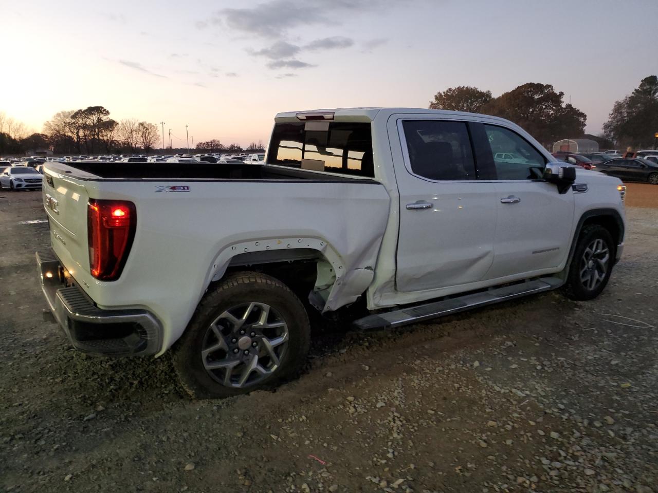 2024 GMC SIERRA K1500 SLT VIN:3GTUUDED6RG419181