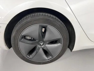 2020 Tesla Model 3 VIN: