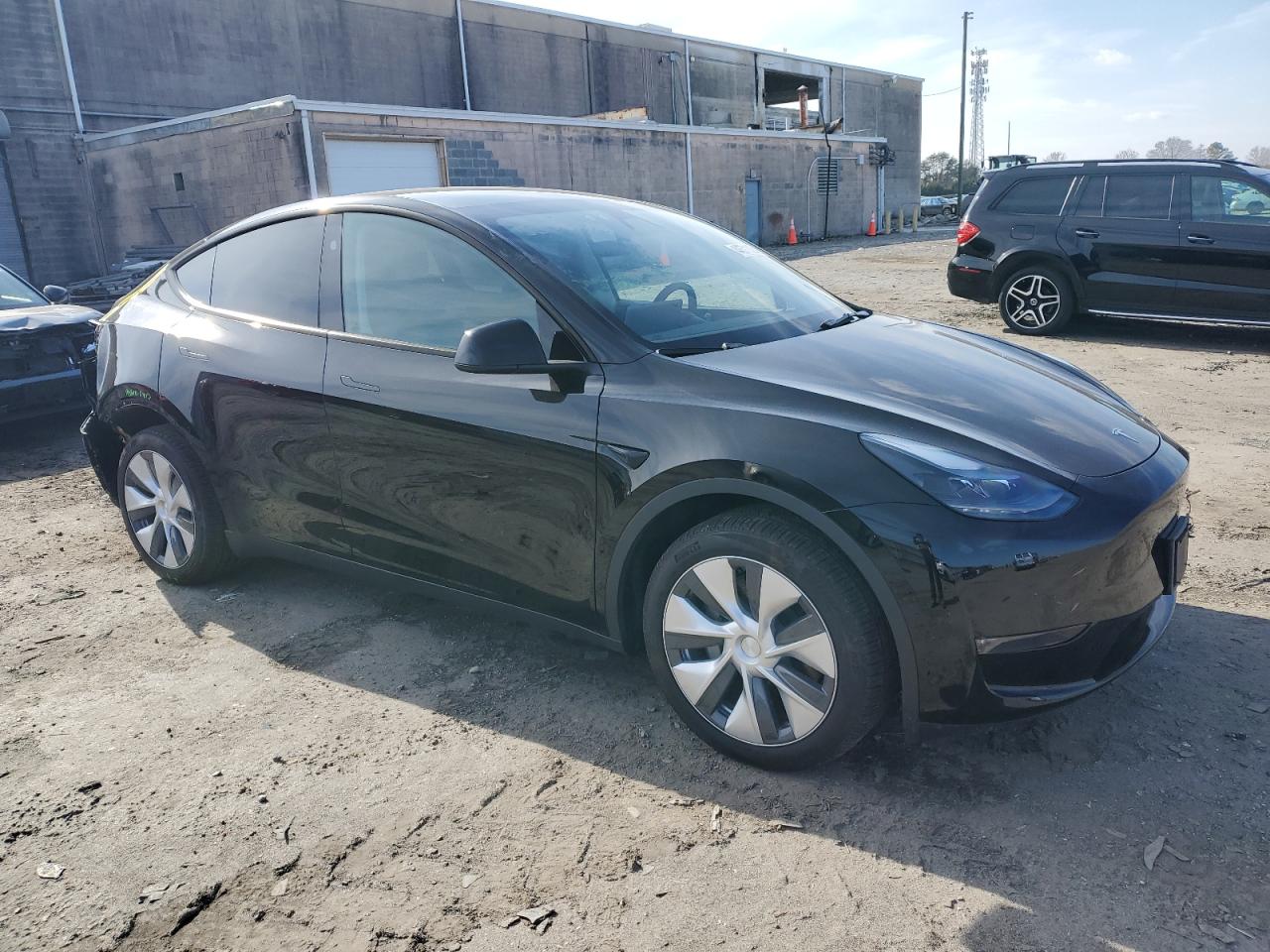 2023 TESLA MODEL Y  VIN:7SAYGDEE1PA212752