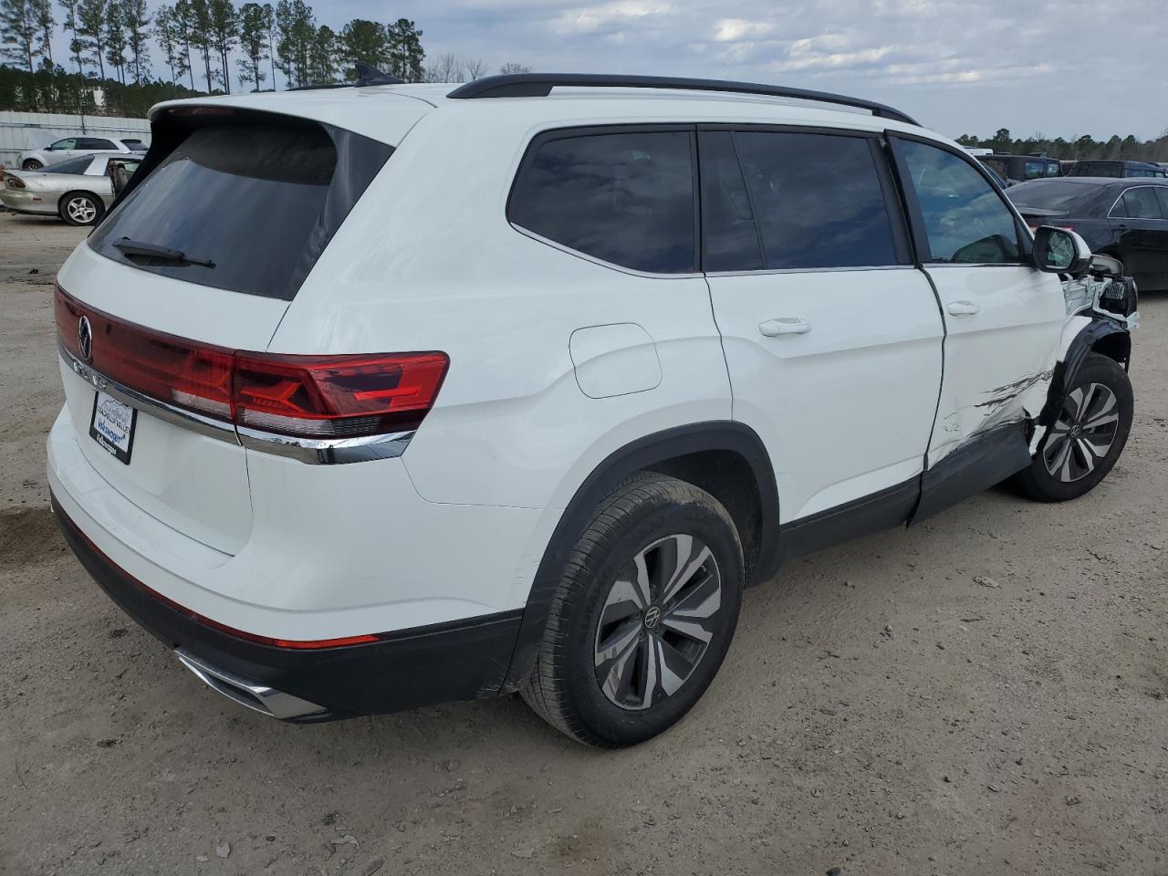 2024 VOLKSWAGEN ATLAS SE VIN:1V2DR2CA2RC509931