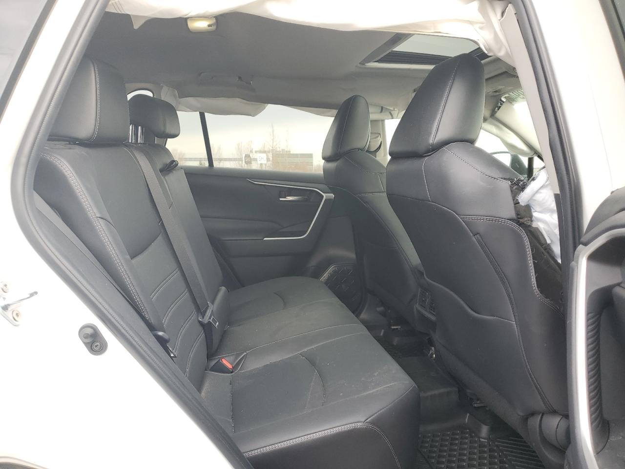 2023 TOYOTA RAV4 XLE VIN:2T3R1RFV8PW343317