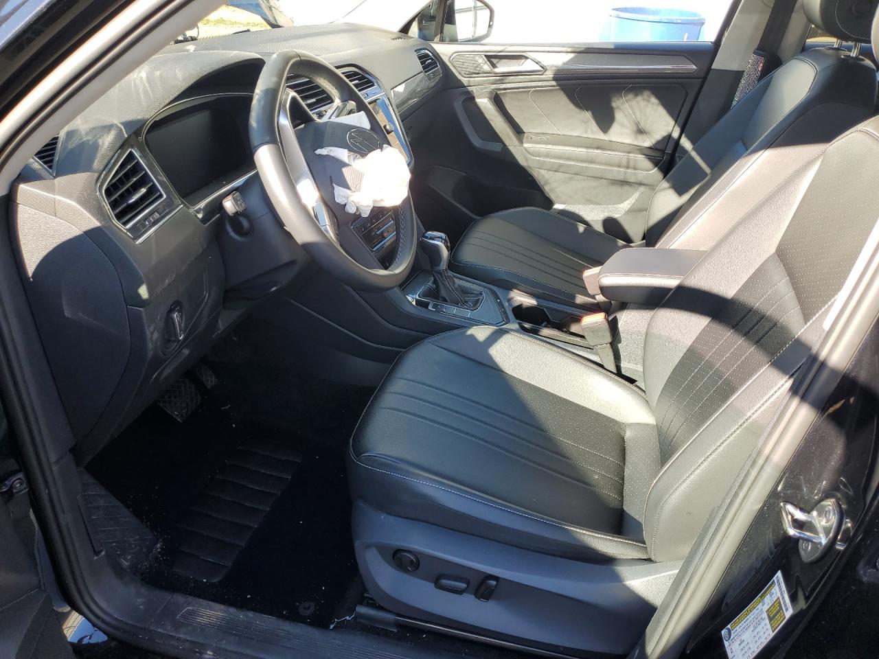2022 VOLKSWAGEN TIGUAN SE VIN:3VV3B7AX7NM098736