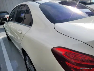 2016 Mercedes-Benz C 200 VIN: