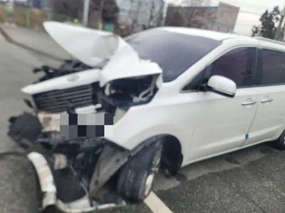 2017 Kia Carnival VIN: