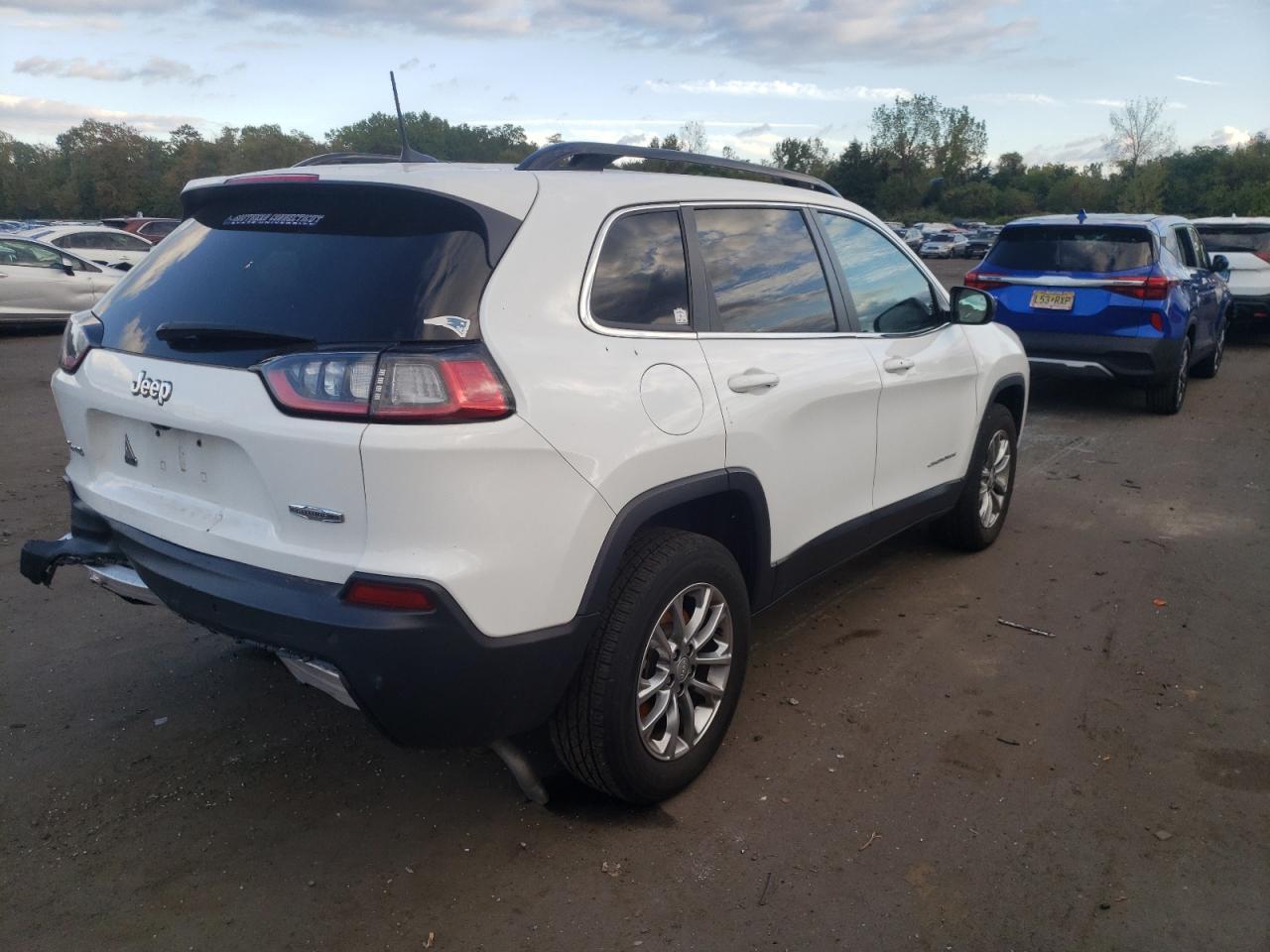 2022 JEEP CHEROKEE LATITUDE LUX VIN:1C4PJMMX5ND502285