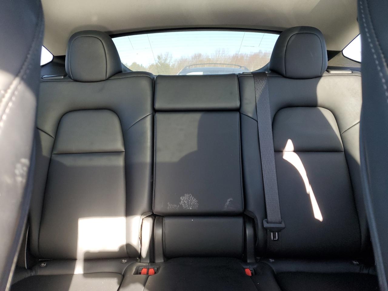 2022 TESLA MODEL Y  VIN:7SAYGDEE7NF307980