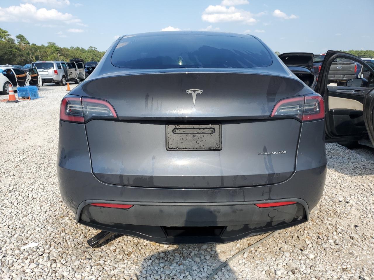 2023 TESLA MODEL Y  VIN:7SAYGDEEXPF767007