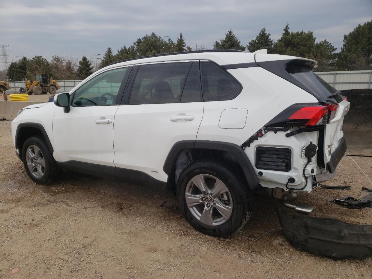 2024 TOYOTA RAV4 XLE VIN:4T3RWRFV9RU114861
