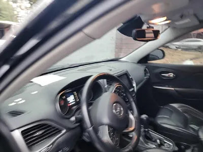 2019 Jeep Cherokee VIN: