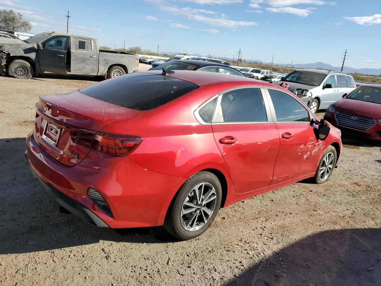 2024 KIA FORTE LX VIN:3KPF24AD1RE780351