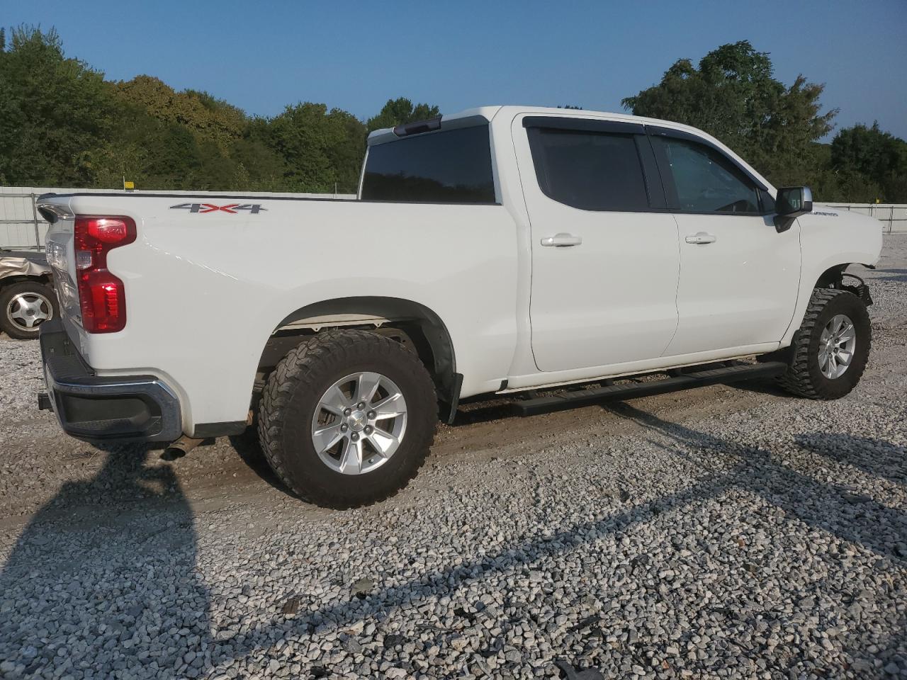 2022 CHEVROLET SILVERADO K1500 LT VIN:3GCUDDED7NG527089