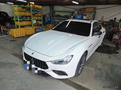 2019 Maserati Ghibli VIN: