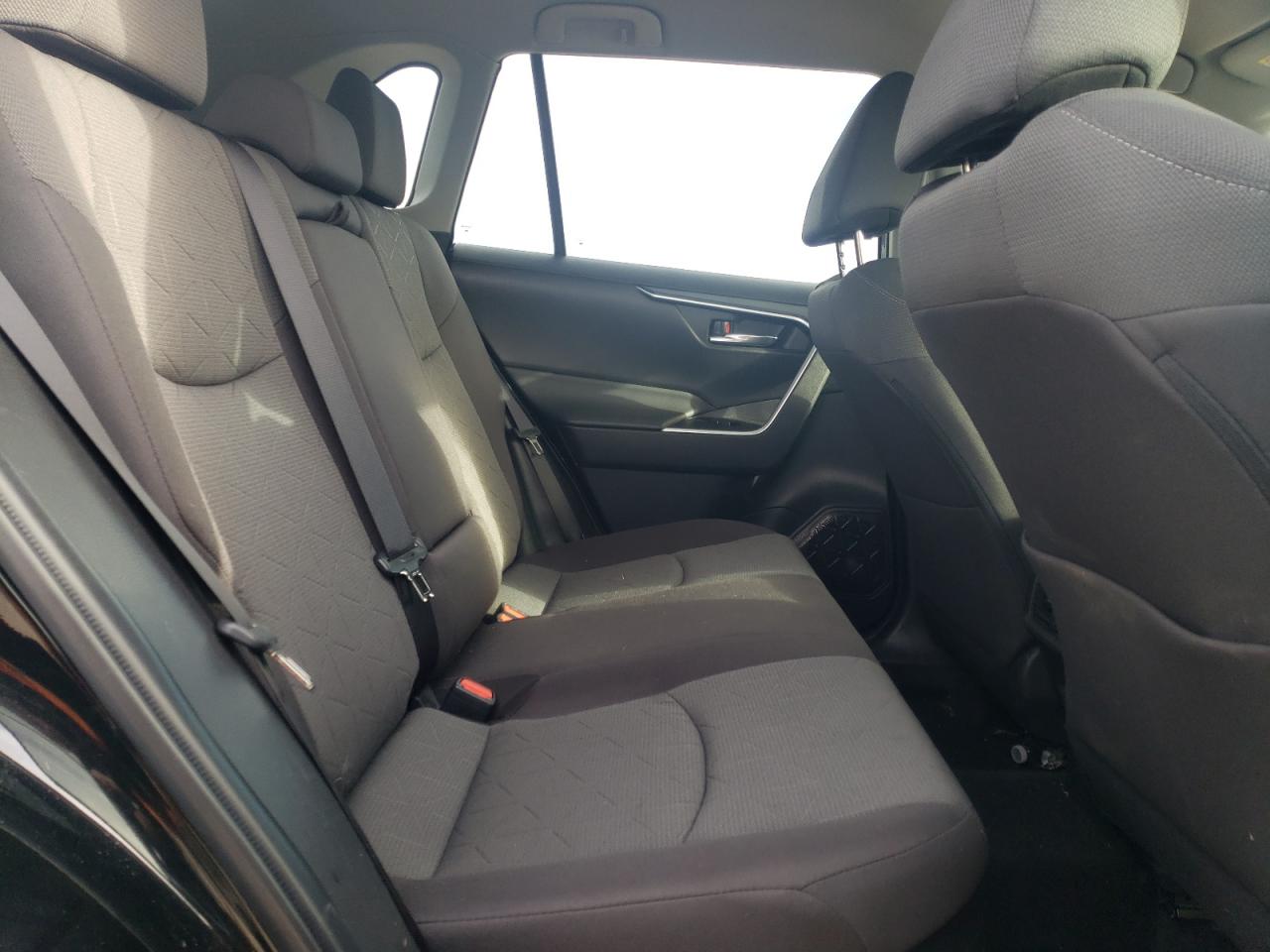 2022 TOYOTA RAV4 XLE VIN:4T3RWRFV1NU072891